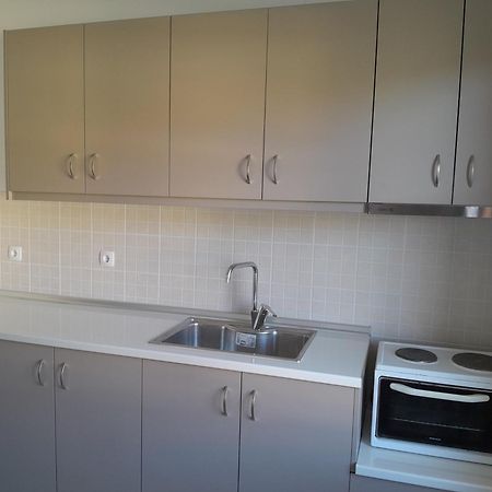 Kostas Apartments Сідарі Екстер'єр фото