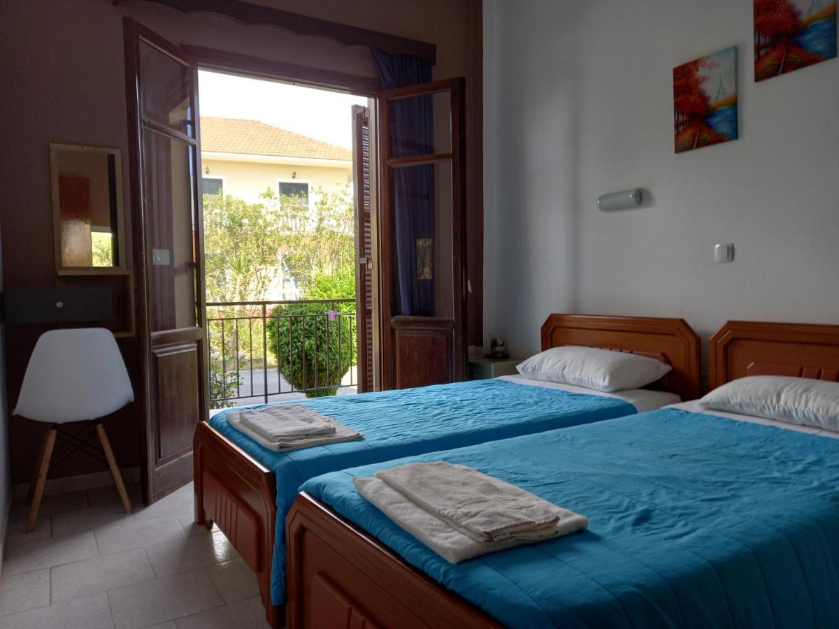 Kostas Apartments Сідарі Екстер'єр фото