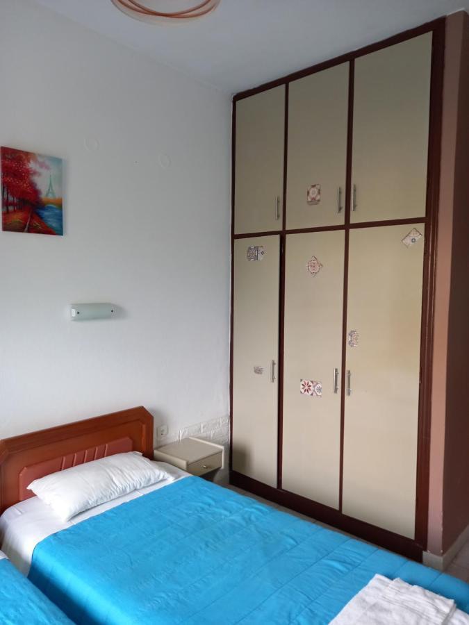Kostas Apartments Сідарі Екстер'єр фото