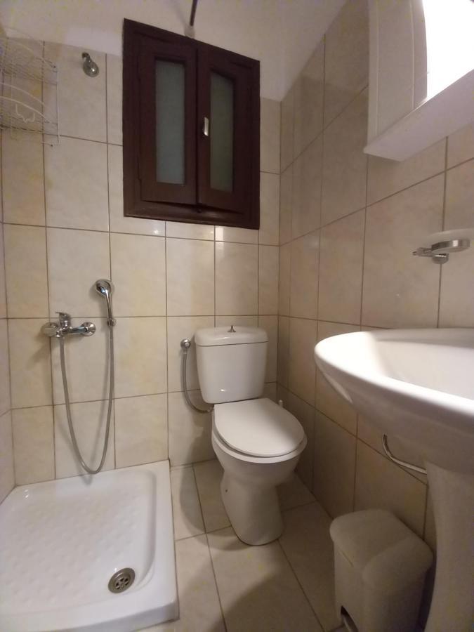 Kostas Apartments Сідарі Екстер'єр фото