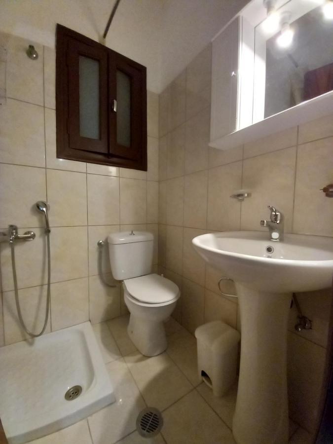 Kostas Apartments Сідарі Екстер'єр фото